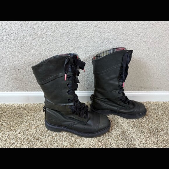 Dr Martens 90s Rustic Black Airwair Combat Boots Plaid Fold Over Motorcycle 8.5 - Picture 3 of 10